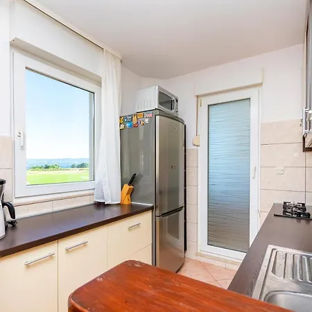 Pepalo,omis Free Parking Apartment Omis