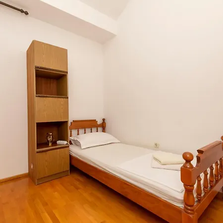 Pepalo,omis Free Parking Apartment Omis
