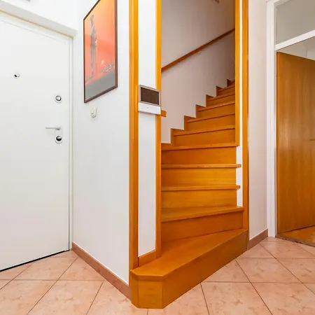 Pepalo,omis Free Parking Apartment *